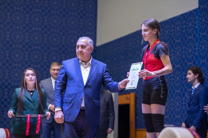 Azərbaycan birinciliyinə qızların mübarizəsi ilə start verildi - FOTOLAR